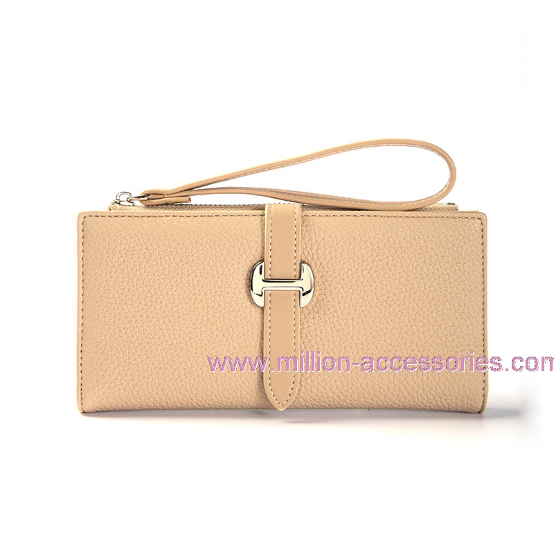 bifold wallet