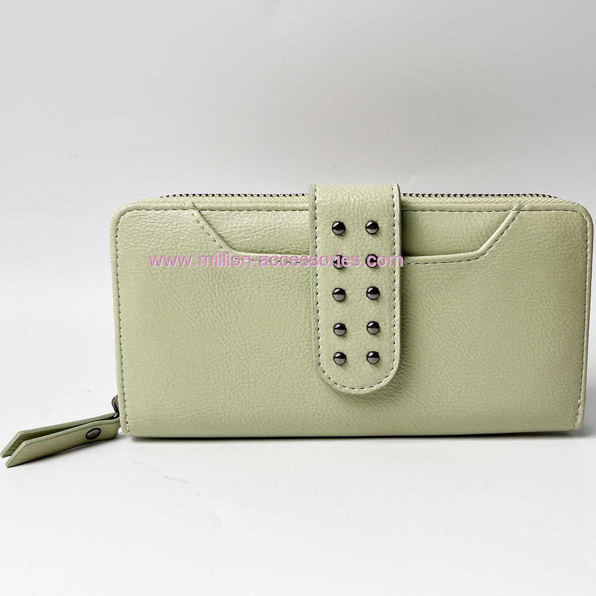 bifold wallet