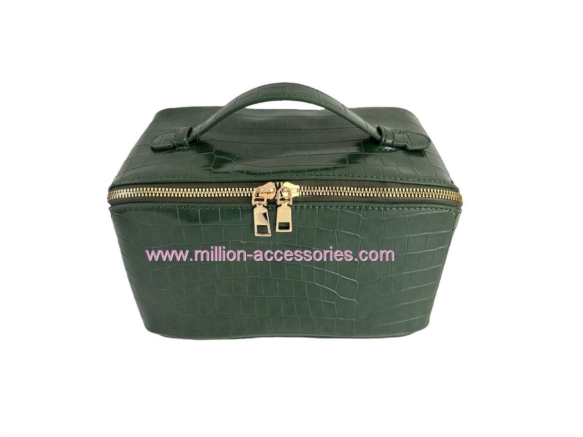 COSMETIC BAGS