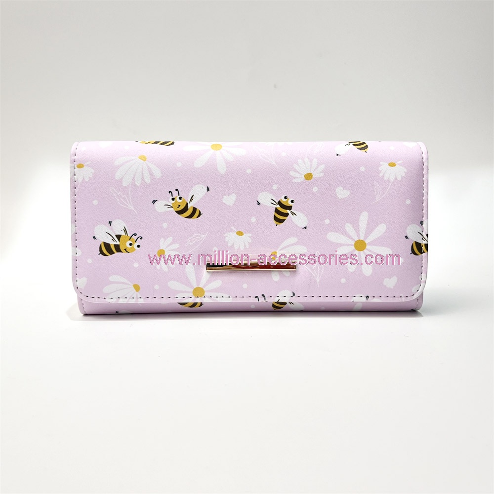 bifold wallet