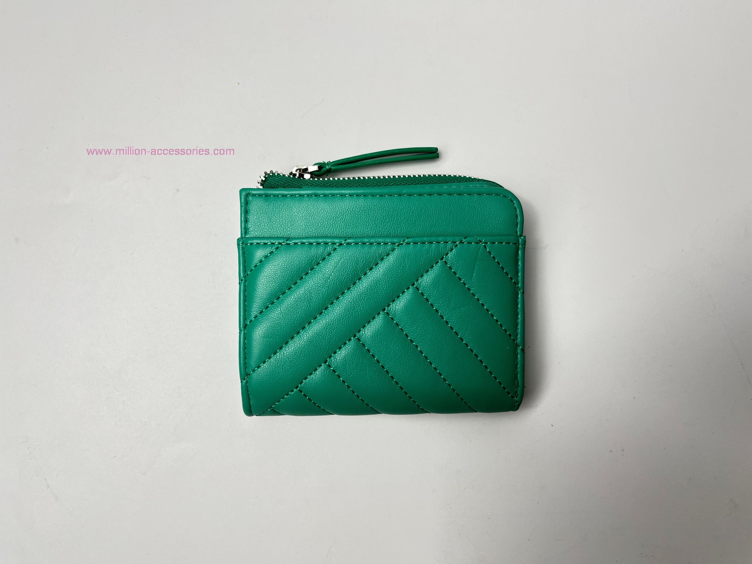 bifold wallet