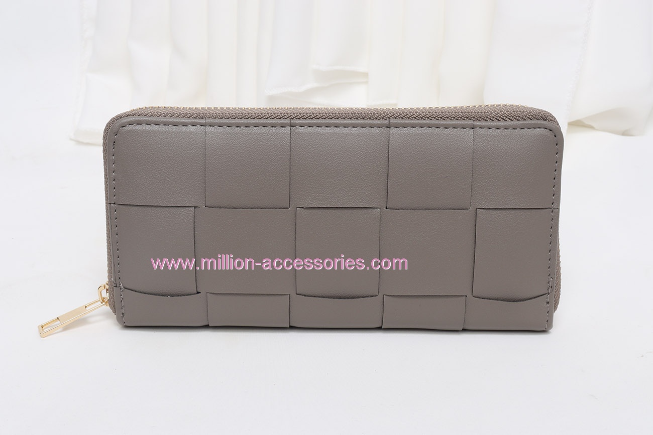 zip around wallet