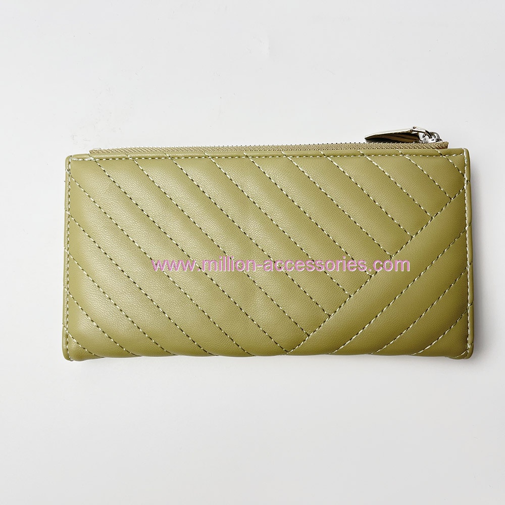 bifold wallet