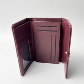 bifold wallet