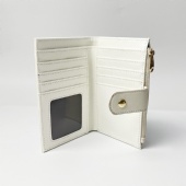 bifold wallet
