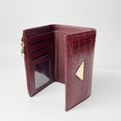 bifold wallet