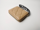 zip around wallet