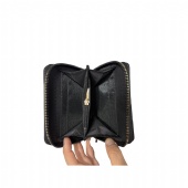 zip around wallet