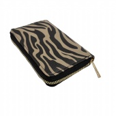 zip around wallet