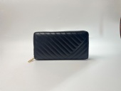 zip around wallet