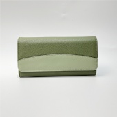 bifold wallet