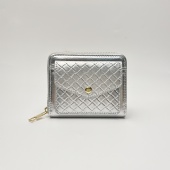 bifold wallet